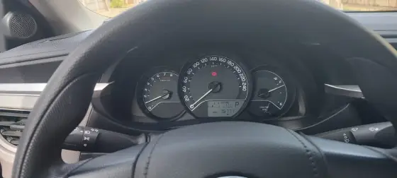 TOYOTA COROLLA 1.8 GLI 16V FLEX 4P AUTOMÁTICO