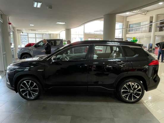 TOYOTA-COROLLA CROSS-2023