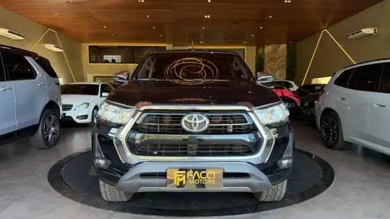 TOYOTA HILUX 2.7 VVT-i FLEX CD SRV 4X4 AUTOMÁTICO TOYOTA HILUX 2.7 VVT-i FLEX CD SRV 4X4 AUTOMÁTICO