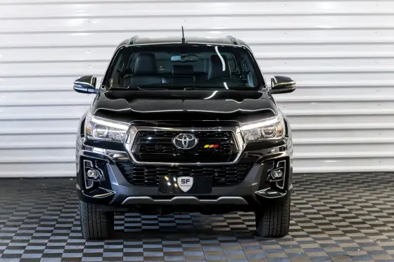 TOYOTA HILUX 2.8 SRX 4X4 CD 16V DIESEL 4P AUTOMÁTICO