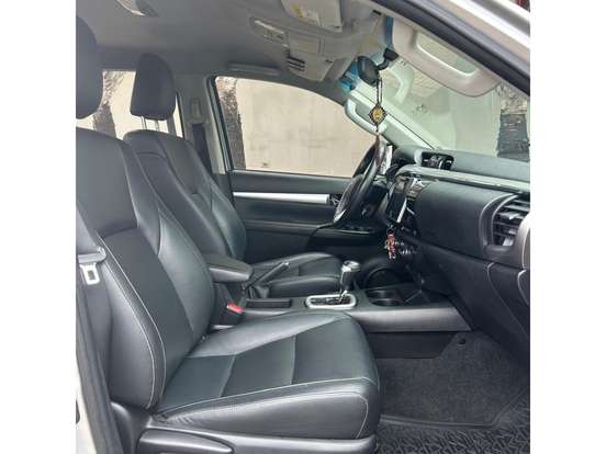 TOYOTA-HILUX-2.8 SRV 4X4 CD 16V DIESEL 4P AUTOMÁTICO TOYOTA-HILUX-2018