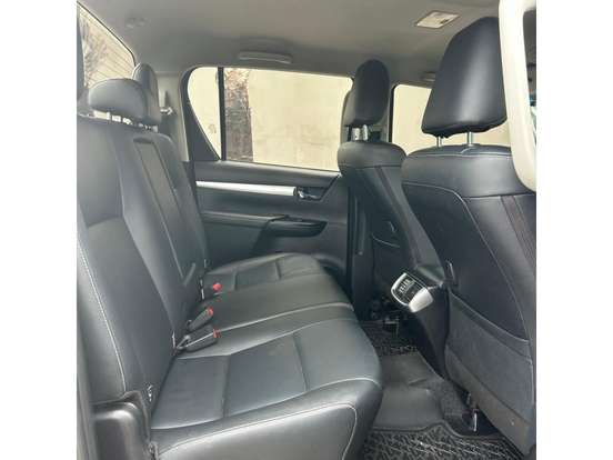 TOYOTA-HILUX-2.8 SRV 4X4 CD 16V DIESEL 4P AUTOMÁTICO TOYOTA-HILUX-2018