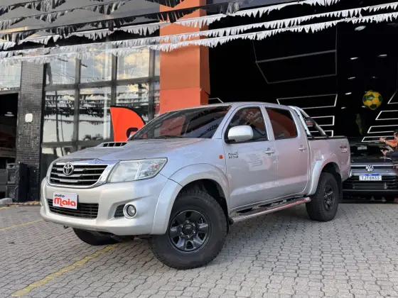 TOYOTA HILUX 3.0 STD 4X4 CD 16V TURBO INTERCOOLER DIESEL 4P MANUAL TOYOTA HILUX 3.0 STD 4X4 CD 16V TURBO INTERCOOLER DIESEL 4P MANUAL