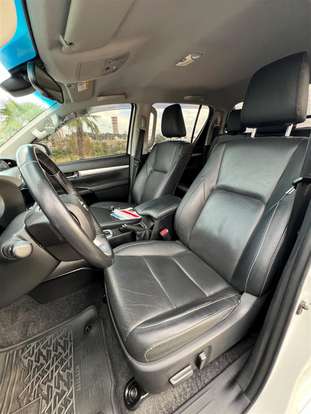 TOYOTA-HILUX-2.8 D-4D TURBO DIESEL CD SRX 4X4 AUTOMÁTICO TOYOTA-HILUX-2021