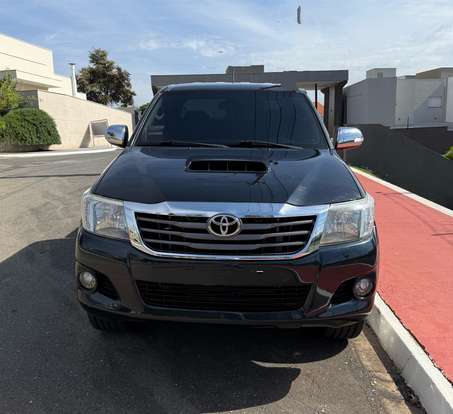 TOYOTA-HILUX-3.0 SRV TOP 4X4 CD 16V TURBO INTERCOOLER DIESEL 4P AUTOMÁTICO TOYOTA-HILUX-2012