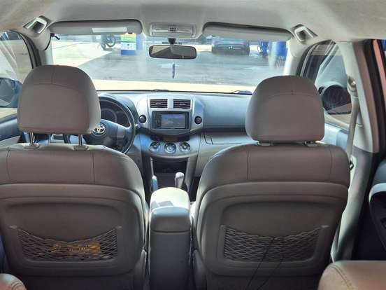 TOYOTA-RAV4-2.4 4X2 16V GASOLINA 4P AUTOMÁTICO TOYOTA-RAV4-2011