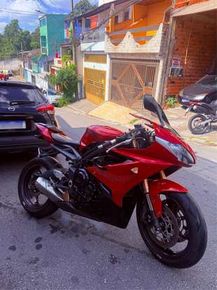TRIUMPH-DAYTONA 675 ABS-2014