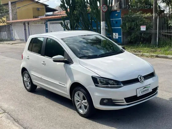 VOLKSWAGEN FOX 1.0 MI COMFORTLINE 8V FLEX 4P MANUAL
