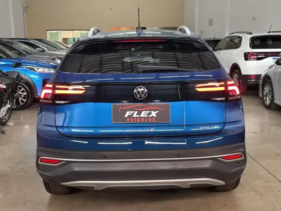 VOLKSWAGEN-NIVUS-1.0 200 TSI TOTAL FLEX HIGHLINE AUTOMÁTICO VOLKSWAGEN-NIVUS-2022