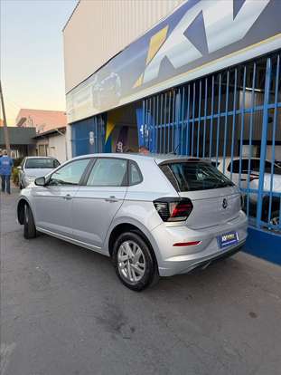VOLKSWAGEN-POLO-2024