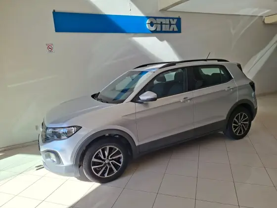 VOLKSWAGEN T-CROSS 1.0 200 TSI TOTAL FLEX SENSE AUTOMÁTICO VOLKSWAGEN T-CROSS 1.0 200 TSI TOTAL FLEX SENSE AUTOMÁTICO