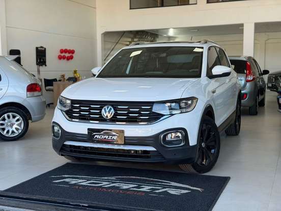 VOLKSWAGEN-T-CROSS-2019