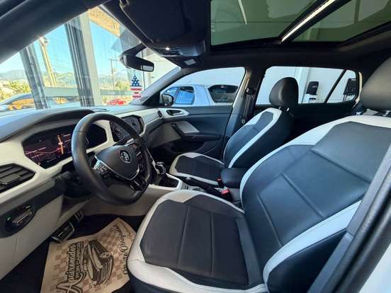 VOLKSWAGEN-T-CROSS-1.4 250 TSI TOTAL FLEX HIGHLINE AUTOMÁTICO VOLKSWAGEN-T-CROSS-2019