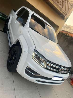 VOLKSWAGEN-AMAROK-2019
