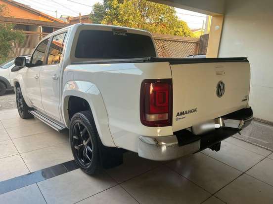 VOLKSWAGEN-AMAROK-2019