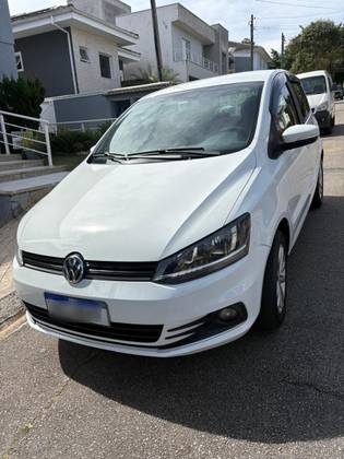 VOLKSWAGEN FOX 1.6 MSI TOTAL FLEX CONNECT 4P I-MOTION