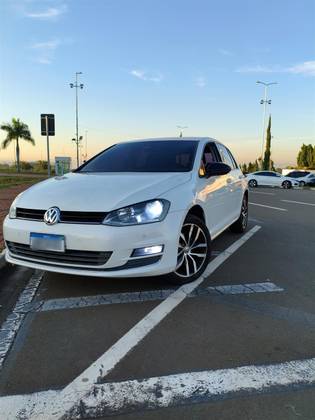 VOLKSWAGEN GOLF 1.4 TSI HIGHLINE 16V TOTAL FLEX 4P TIPTRONIC