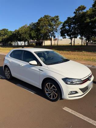 VOLKSWAGEN POLO 1.0 200 TSI HIGHLINE AUTOMÁTICO