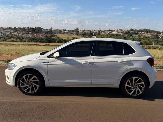 VOLKSWAGEN-POLO-1.0 200 TSI HIGHLINE AUTOMÁTICO VOLKSWAGEN-POLO-2019