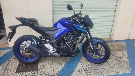 YAMAHA MT-03 ABS YAMAHA MT-03 ABS