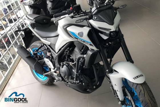 YAMAHA MT-03 CONNECTED ABS 