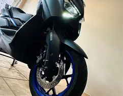 YAMAHA XMAX 300 CONNECTED ABS YAMAHA XMAX 300 CONNECTED ABS