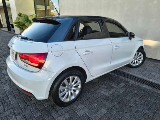AUDI-A1-2017