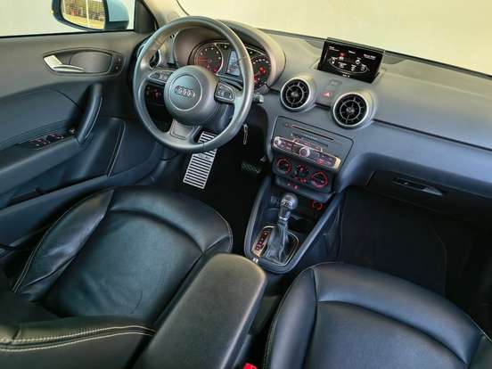 AUDI-A1-2017
