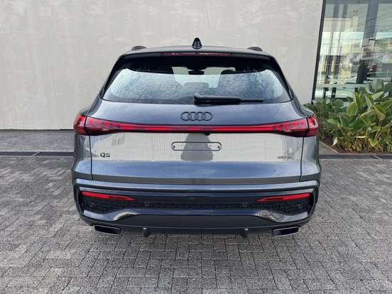 AUDI-Q5-2.0 TFSI GASOLINA S LINE QUATTRO S TRONIC AUDI-Q5-2026