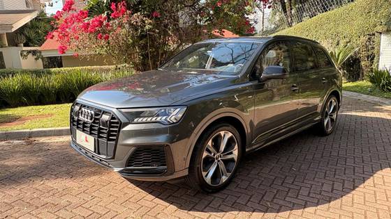 AUDI Q7 3.0 55 TFSI GASOLINA PERFORMANCE BLACK QUATTRO TIPTRONIC