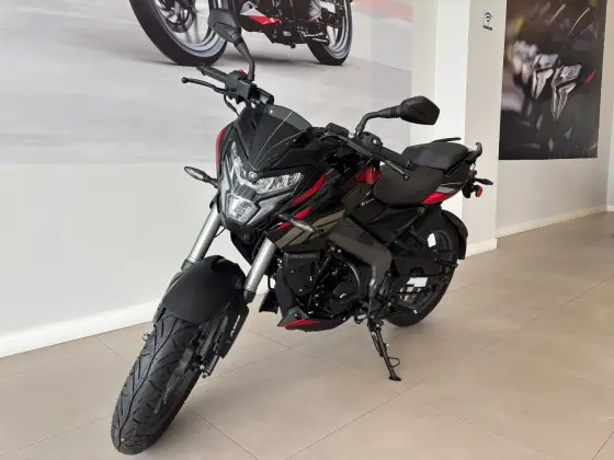 BAJAJ DOMINAR NS160 BAJAJ DOMINAR NS160