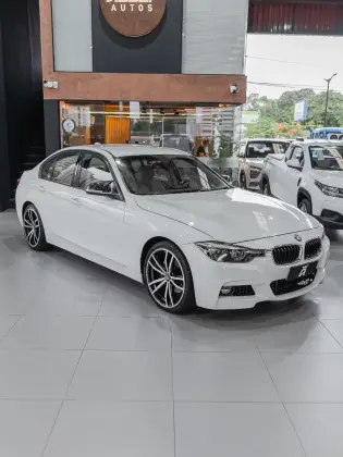 BMW 320i 2.0 SPORT 16V TURBO ACTIVE FLEX 4P AUTOMÁTICO