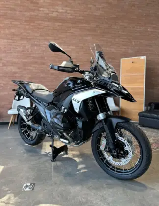 BMW R 1300 GS TRIPLE BLACK BMW R 1300 GS TRIPLE BLACK