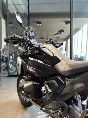 BMW-R 1300 GS TRIPLE BLACK-2025