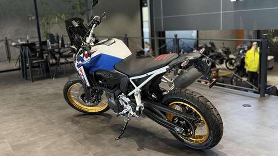 BMW-F 900 GS TROPHY-2026
