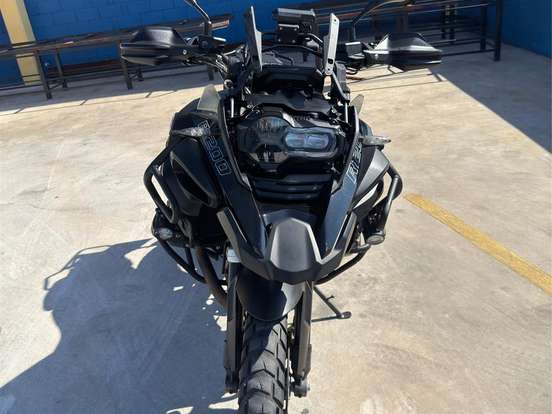 BMW-R 1200 GS ADVENTURE TRIPLE BLACK BMW-R 1200 GS ADVENTURE TRIPLE BLACK-2018