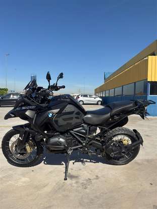 BMW-R 1200 GS ADVENTURE TRIPLE BLACK-2018
