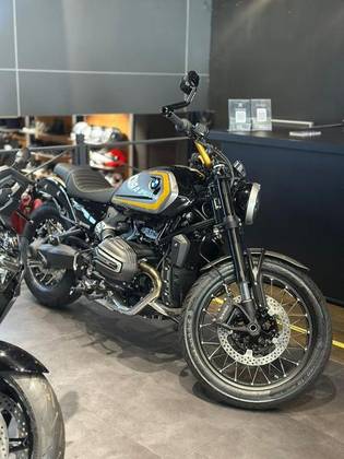BMW R 12 