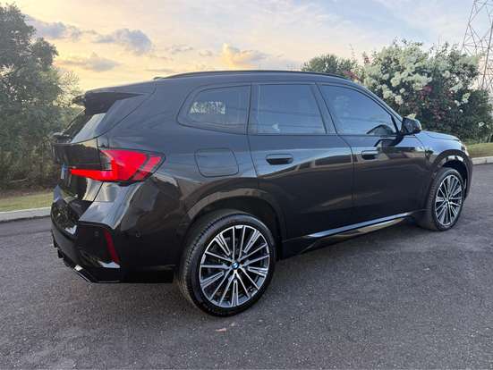 BMW-X1-2024