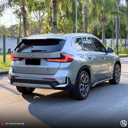BMW-X1-2023