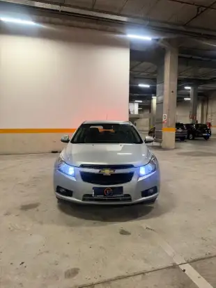 CHEVROLET-CRUZE-2011