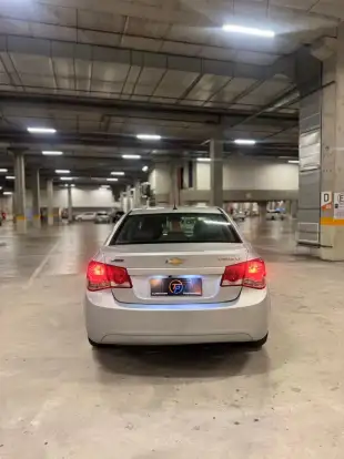 CHEVROLET-CRUZE-2011