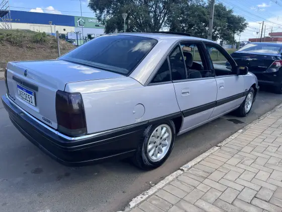 CHEVROLET OMEGA 2.2 MPFI GLS 8V GASOLINA 4P MANUAL CHEVROLET OMEGA 2.2 MPFI GLS 8V GASOLINA 4P MANUAL