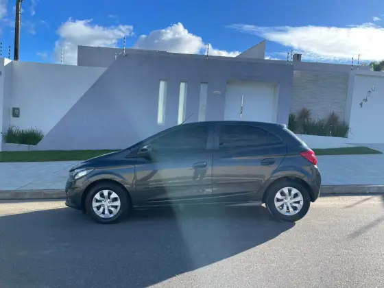 CHEVROLET ONIX 1.0 MPFI LT 8V FLEX 4P MANUAL CHEVROLET ONIX 1.0 MPFI LT 8V FLEX 4P MANUAL
