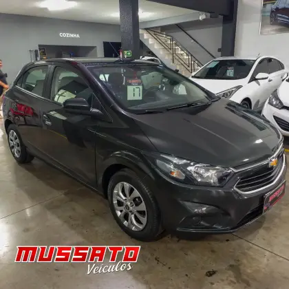 CHEVROLET ONIX 1.4 MPFI LT 8V FLEX 4P MANUAL CHEVROLET ONIX 1.4 MPFI LT 8V FLEX 4P MANUAL