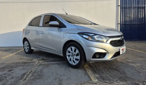 CHEVROLET ONIX 1.4 MPFI LT 8V FLEX 4P MANUAL CHEVROLET ONIX 1.4 MPFI LT 8V FLEX 4P MANUAL