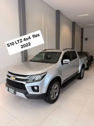 CHEVROLET S10 2.5 16V FLEX LTZ CD 4X4 AUTOMÁTICO CHEVROLET S10 2.5 16V FLEX LTZ CD 4X4 AUTOMÁTICO
