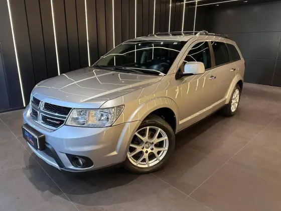 DODGE JOURNEY 3.6 RT AWD V6 GASOLINA 4P AUTOMÁTICO DODGE JOURNEY 3.6 RT AWD V6 GASOLINA 4P AUTOMÁTICO
