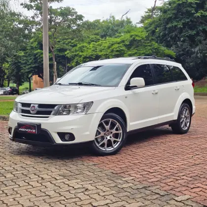 FIAT FREEMONT 2.4 PRECISION 16V GASOLINA 4P AUTOMÁTICO
