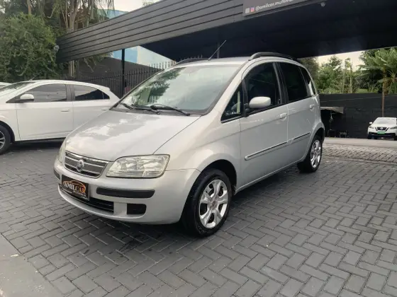 FIAT IDEA 1.4 MPI FIRE ELX 8V FLEX 4P MANUAL FIAT IDEA 1.4 MPI FIRE ELX 8V FLEX 4P MANUAL